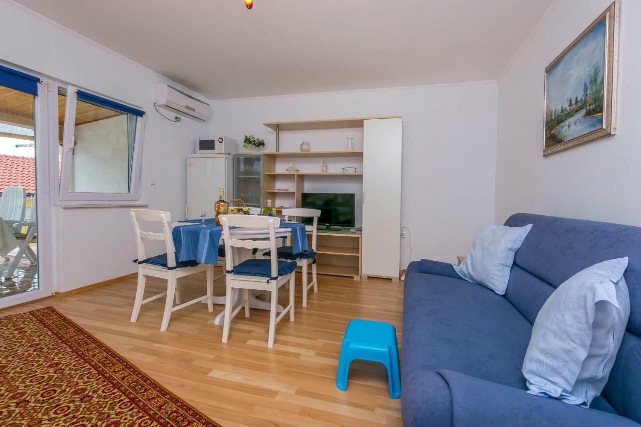 Apartment Pava Rogoznica  Exteriör bild