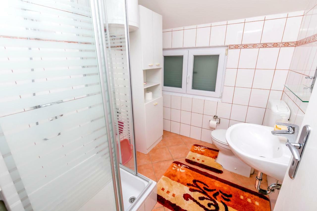 Apartment Pava Rogoznica  Exteriör bild